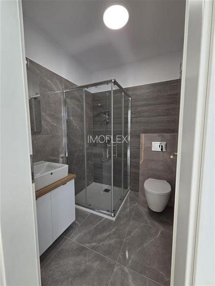 Apartament 3 camere, zona Tractorul - 7