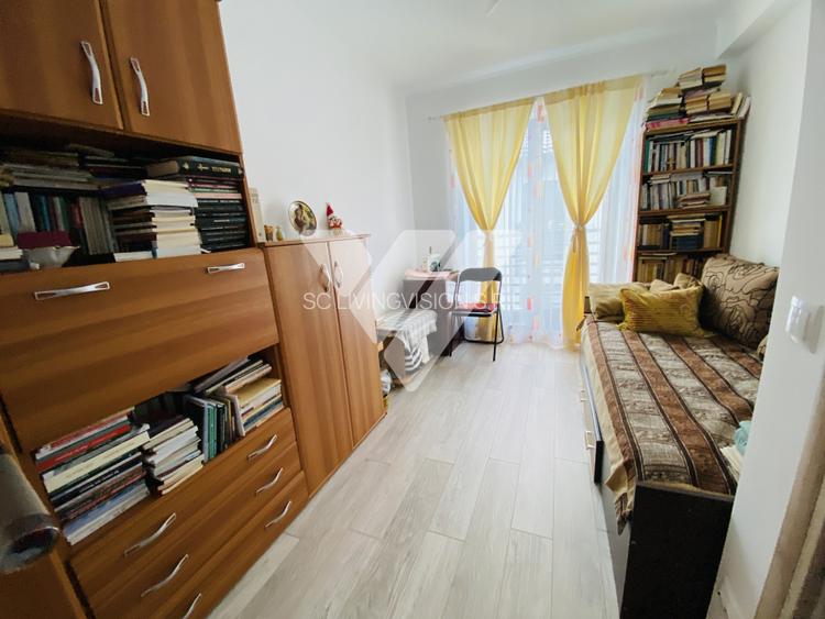 Casa triplex 4 camere mobilata de vanzare in Selimbar Sibiu - 9