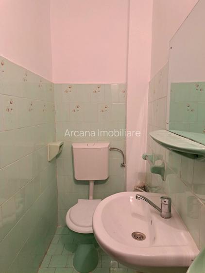 Apartament decomandat cu 3 camere  cu parcare cartier Intre Lacuri - 9