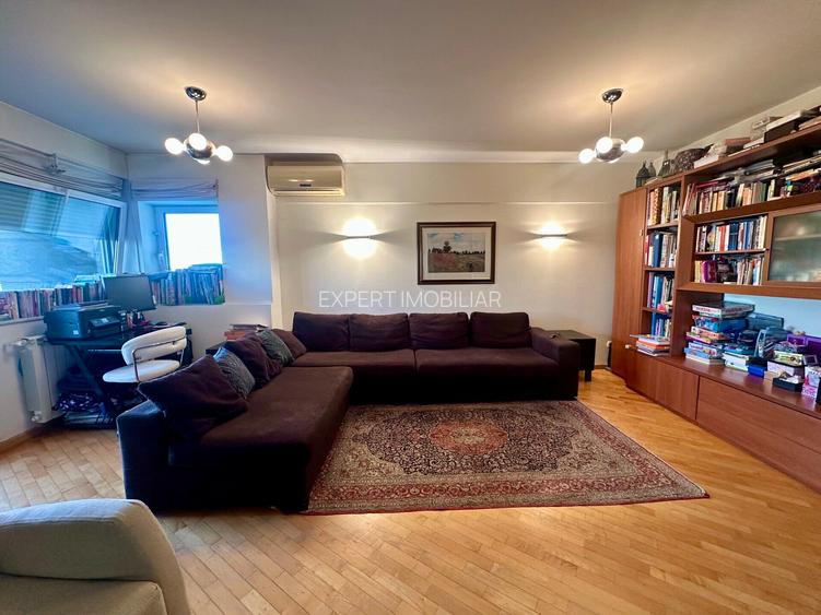 UNIRII - FANTANI 5 camere decomandat etaj 5 panorama deosebita - 3