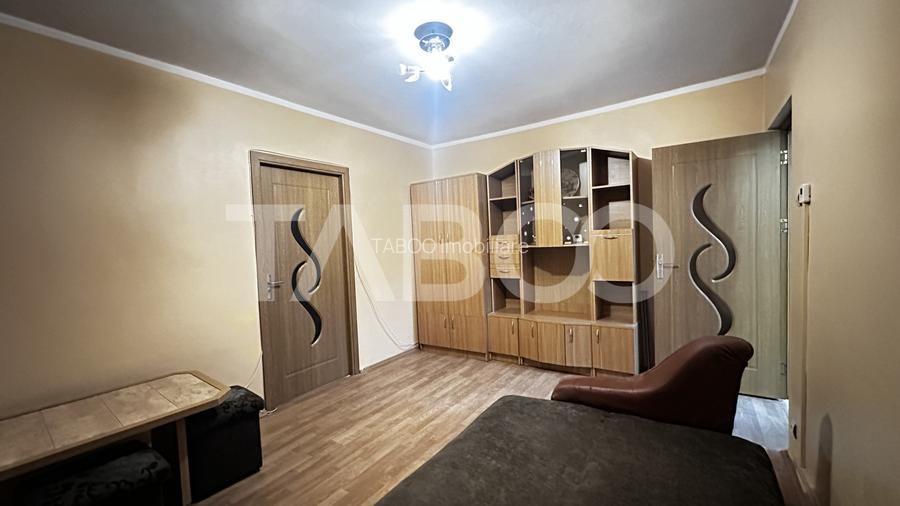 Apartament de inchiriat 2 camere utilate mobilate zona Vasile Aaron - 7