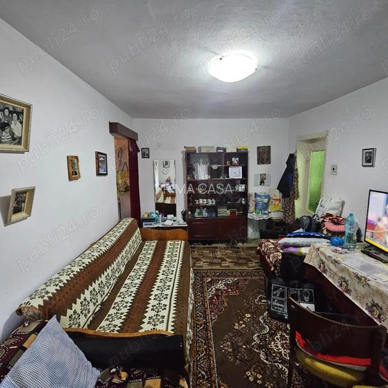 Apartament cu 2 camere zona Crang Stadionului etaj 3 din 4 Pret: 48.000 neg. - 3