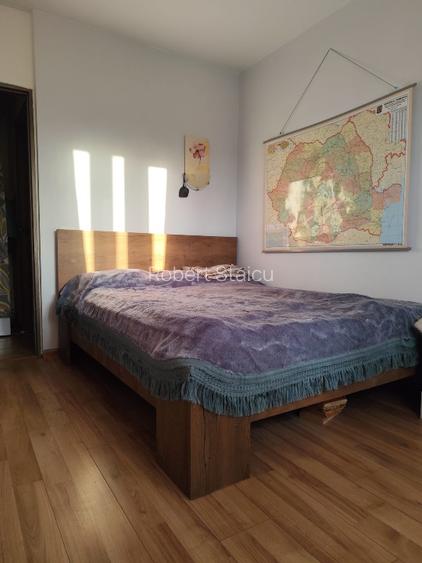 Apartament 4 camere spațios, renovat, etaj 3/10, Margeanului - 13
