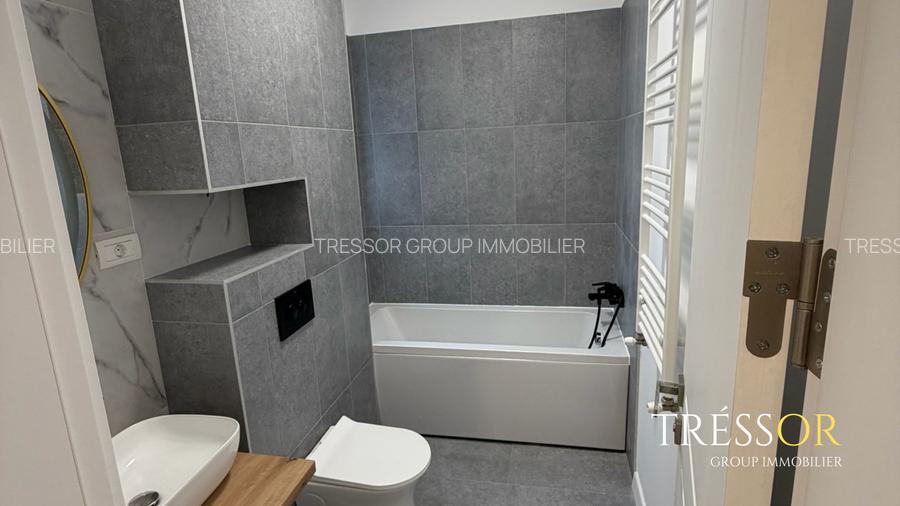 3 camere/mobilat, 81 mp, 2 balcoane, 2 băi, bloc nou - 12