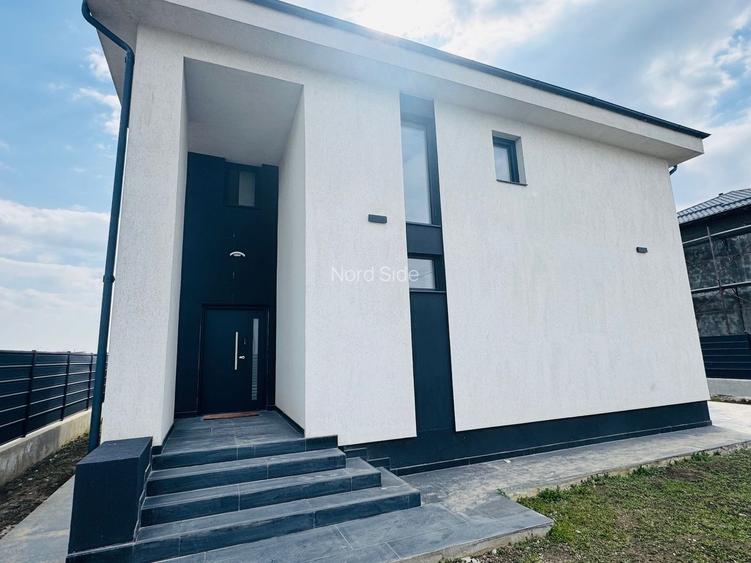 Vila moderna Tunari, asfalt si toate utilitatile, curte MARE, 0% Comision - 10