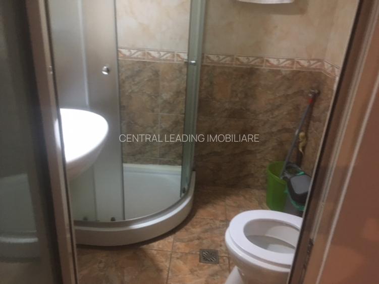 2C/ GARSONIERA DUBLA MODERNA 1/7 stradal Magheru VEDERE SPATE:CURTEA BLOCULUI - 8