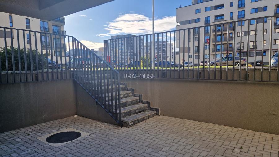 Spațiu Comercial de 93 mp în Inima zonei Tractorul– Coresi! - 2