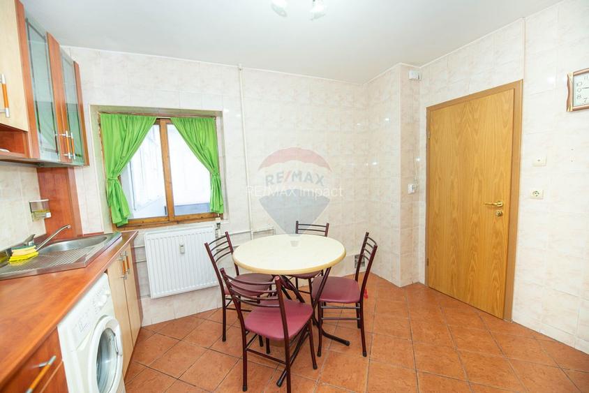 Apartament 3 camere, 72 mpu, Parcare de inchiriat, Bd. Banu Manta, S1 - 25