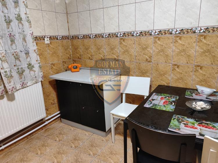 Casă 3 camere Valu Traian Mansardabilă 110mp, teren 300mp, Mobilat, Utilat, gaze - 6