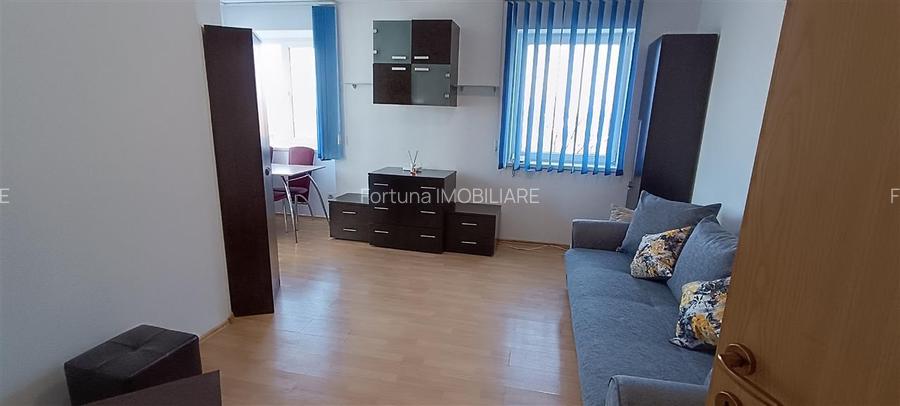 Inchiriere garsoniera in bloc nou, zona Garii - 5