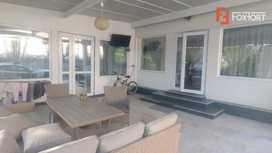 Casa individuala 7 camere- Zona Lipovei