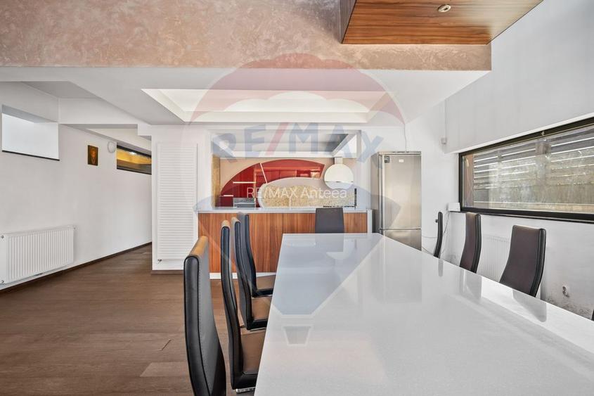 Vilă Futuristă: Eleganță & Inovație la limita pădurii, piscină, 4500mp - 38