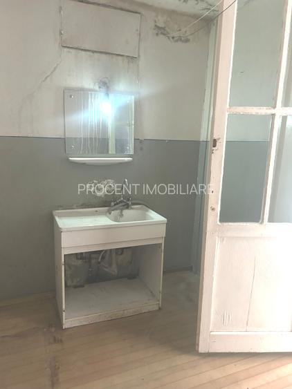 Camera fara grup sanitar  libera la vanzare  - 6