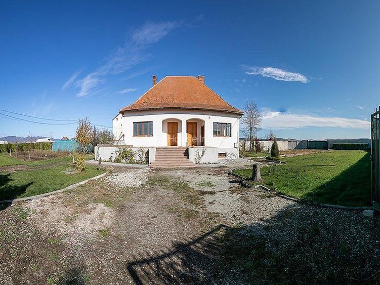 Domeniu de 9000 mp - Ideal pentru Dezvoltare Imobiliară sau Business de Lux! - 6