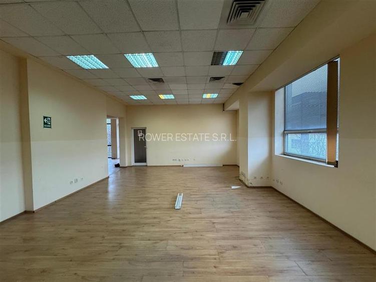 Spatiu Comercial,Clinica Medicala,Showroom,S+P+ET,situat in cartierul Dambul Rot - 20