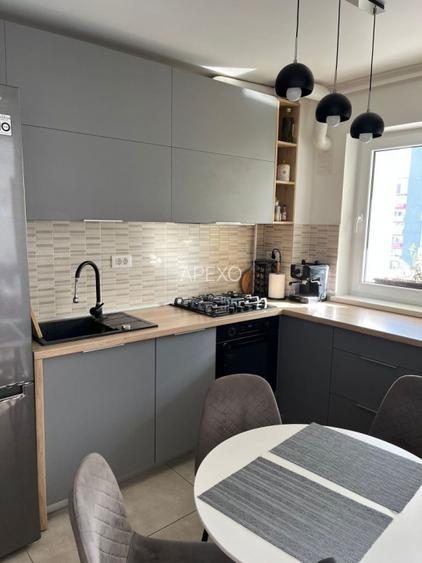 Apartament de 2 camere ( 69 MP )-Tractorul - 5