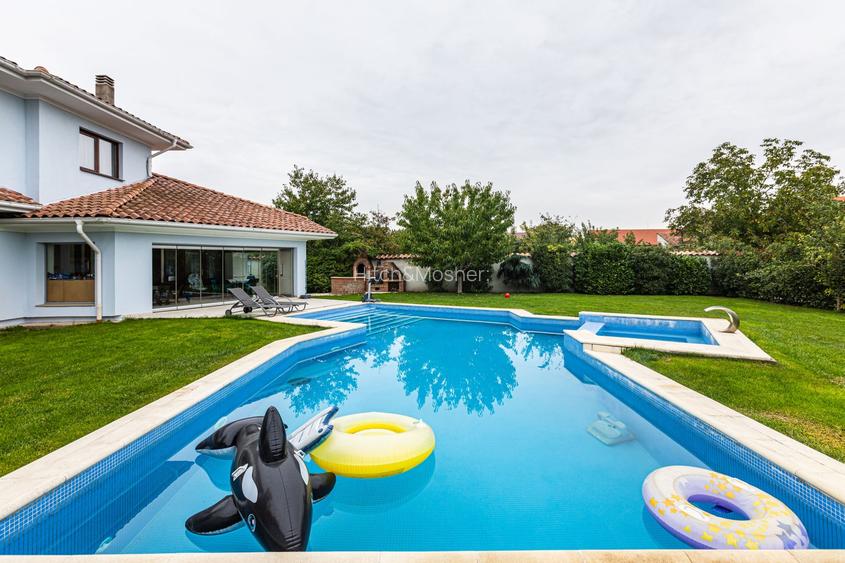 In dulcele stil mediteranean - casa de lux cu accente contemporane - 35