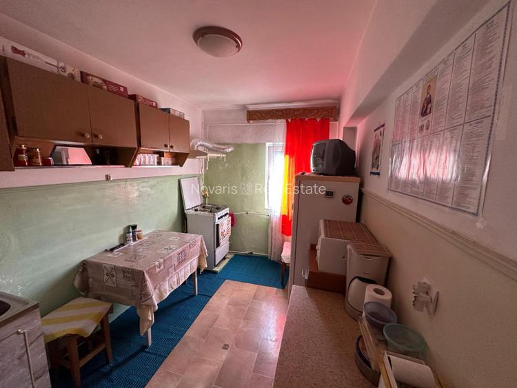 Apartament de vanzare, Sud,  3 camere - 6