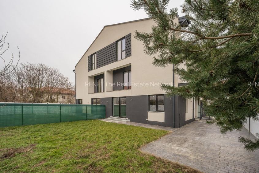 Casa se preda finisata - 4 bai -3 dormitoare - curte - parcare - metrou Păcii - 2