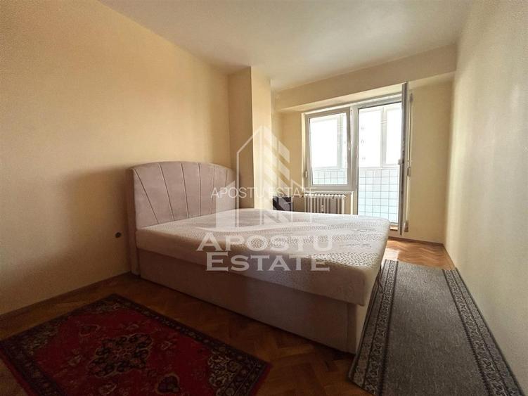 Apartament cu 4 camere central - 2