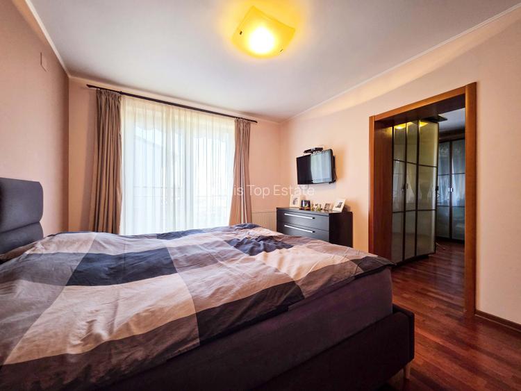 Vila de vanzare P+E cu 4 dormitoare - zona Inel 2 - spatioasa si eleganta. - 12