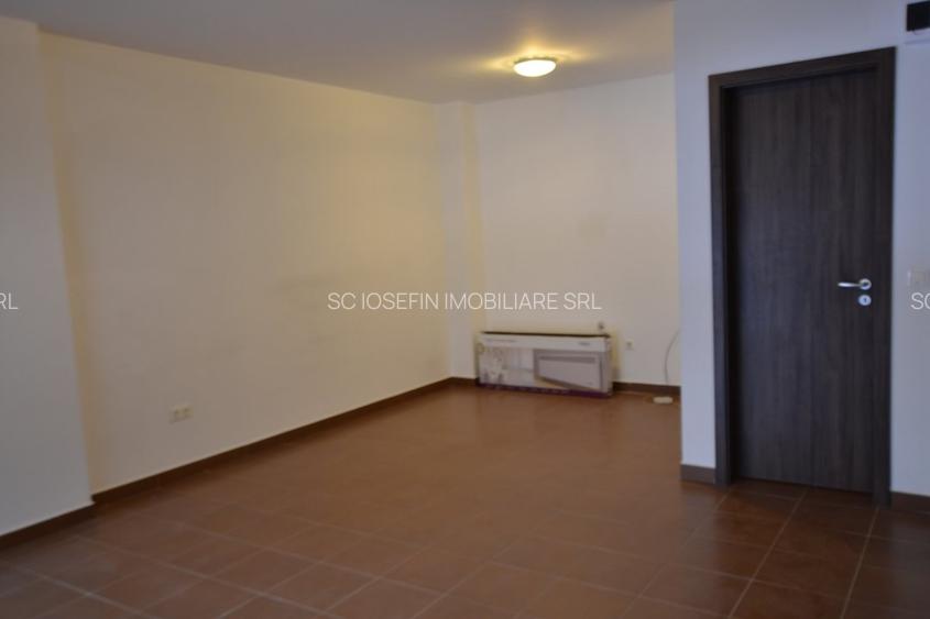 Spatiu pt birou( SAD)la  Uranus Plaza - 7