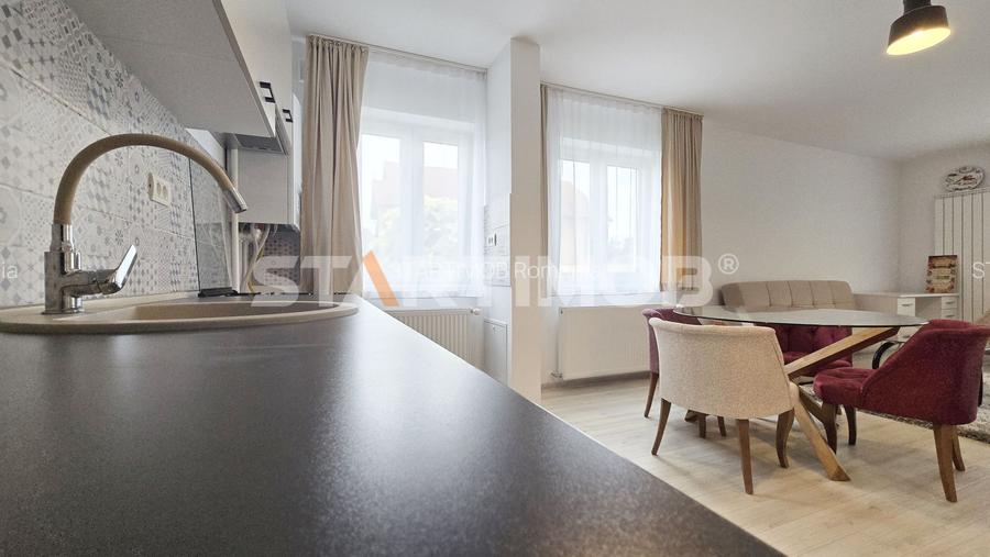 Apartament mobilat zona Coresi cu parcare - 25