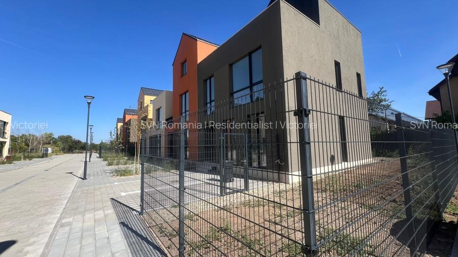 REV2005127 VILA PE LAC l 5 Camere l Complex Rezidential l De vanzare - 2