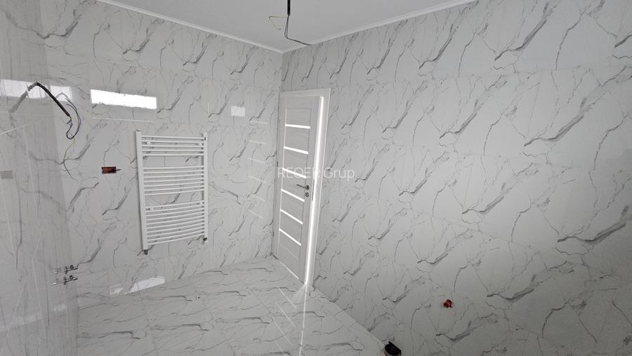 PAULESTII NOI - vila 2025, P+1 , ter 490 mp la 255000 euro - 3