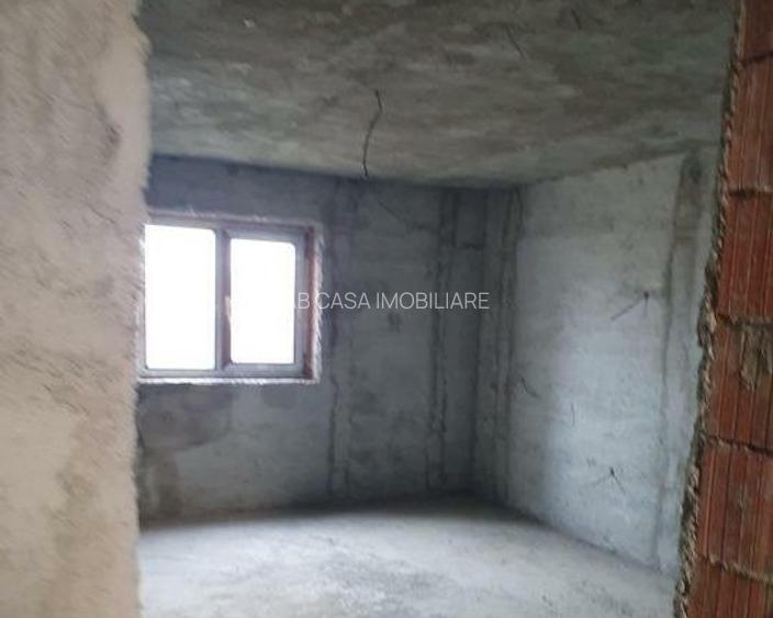 Casă individuală, P+M, la gri, în loc Ivanda, la 30 km de Timișoara, comision 0% - 9