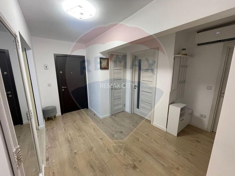 Apartament cu 3 camere de închiriat în zona Precista - 4