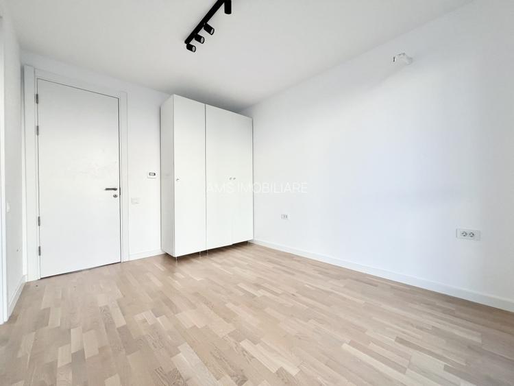 SUPERB / PARTIAL MOBILAT / GRADINA - 17