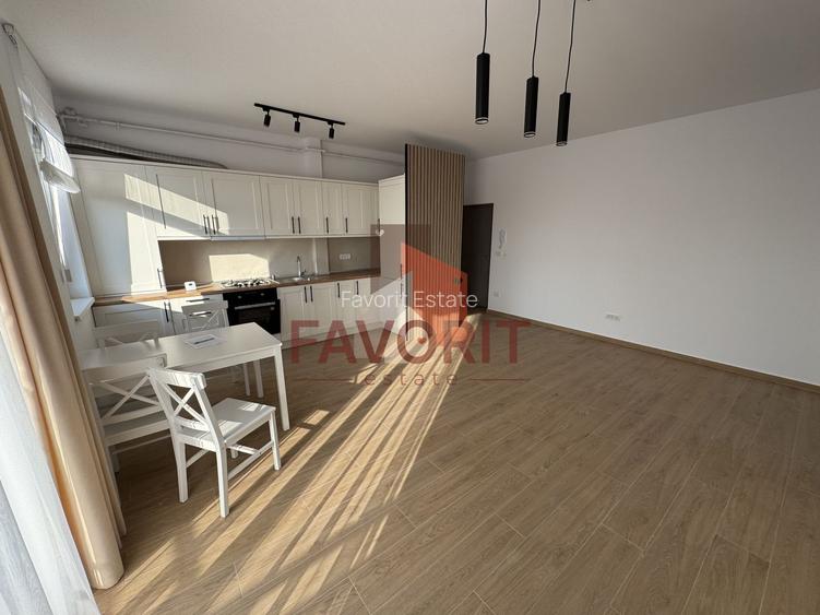 Langa mijloc de transport. 1 loc de parcare in CF. TVA 21% inclus. - 2