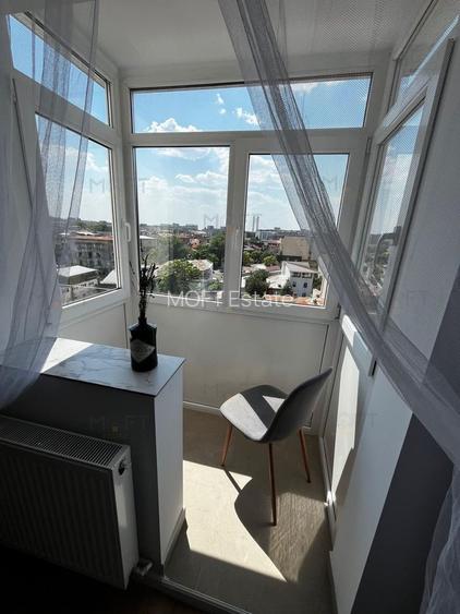 Apartament renovat cu balcon și vedere – Piața Victoriei - 2