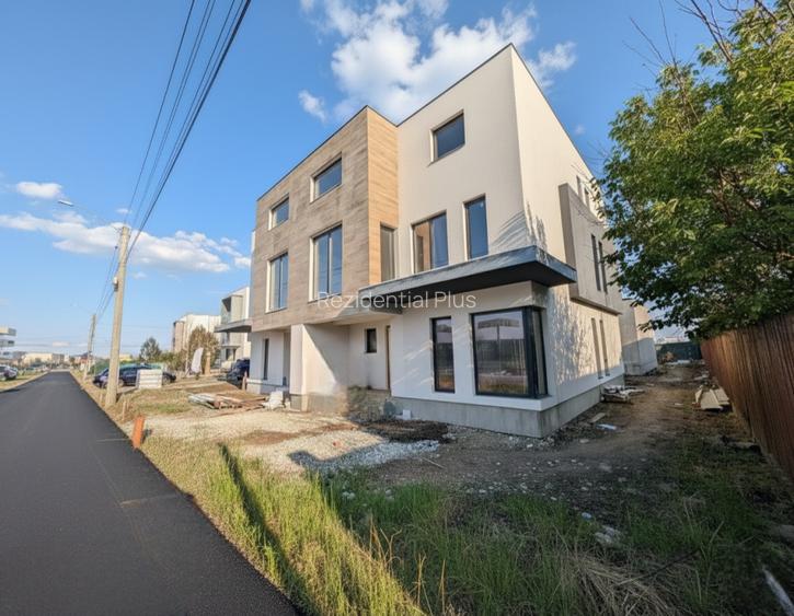 Casa 7 camere | 220 mpu |Langa Amber Forest | – Zona premium Tunari - 9