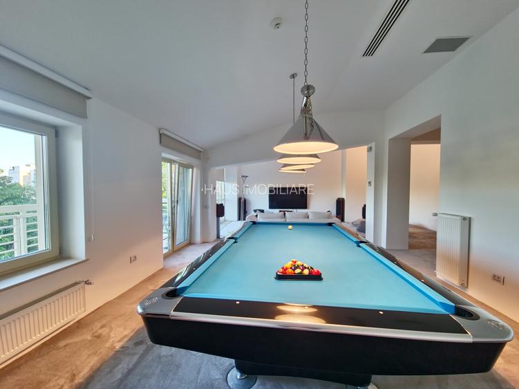 Vila deosebita  la un pas de mare mobilata si utilata - 50