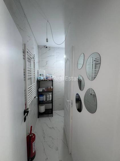 Afacere la cheie | Salon Manichiură | Drumul Osiei Rotar Park 2 - 8