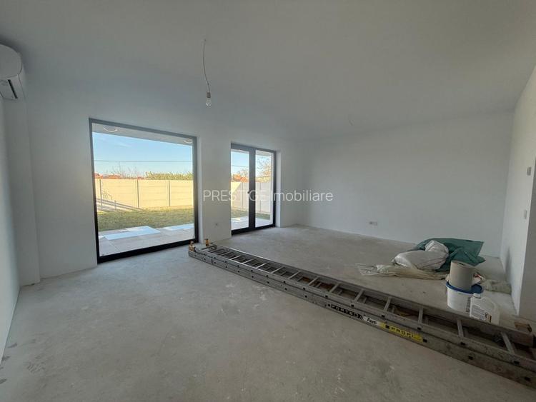 Casa cu 4 camere tip Bellagio de vanzare in Prima Villa - Oradea - 11