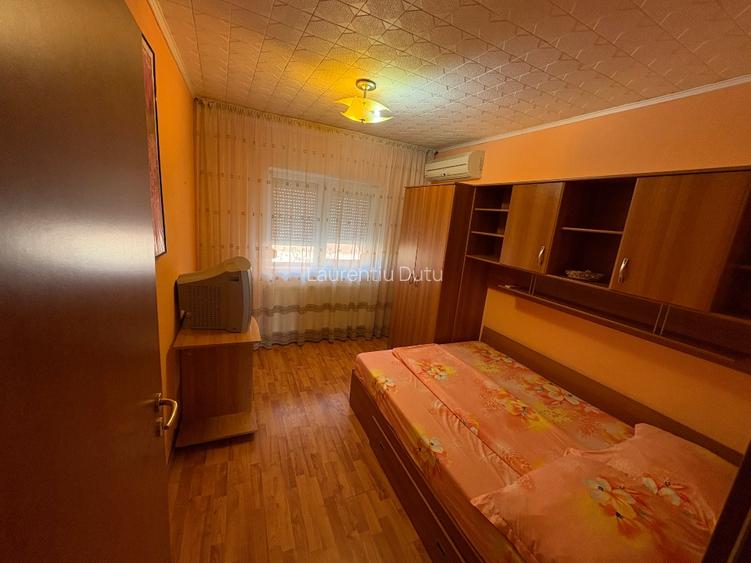 Apartament 4 camere decomandate , 2 băi,CT, separare de apă  - 10