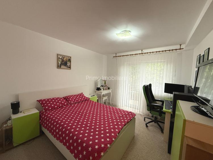 Apartament de vanzare cu 3 camere, scară interioară și curte privată - MICESTI - 3