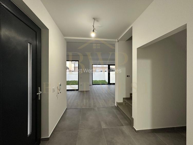 Duplex 1/2, 4 camere, 3 băi, la strada principală Mosnita Veche - 6