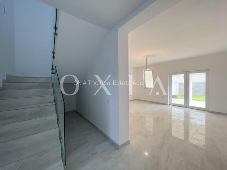 AX671 Chisoda, Finisat La Cheie, Asfalt - 2