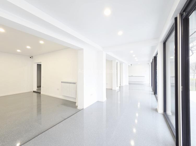 Spatiu comercial stradal renovat complet TOTUL NOU - 4