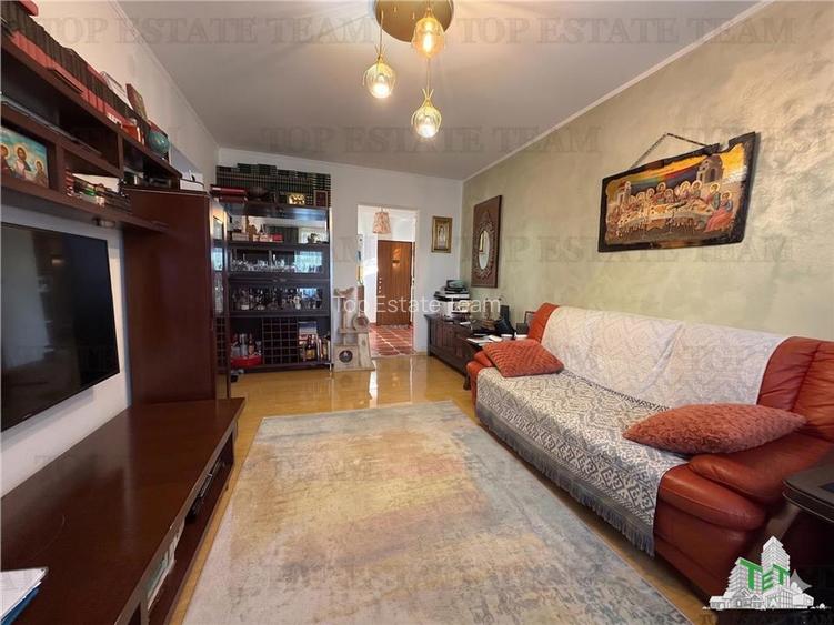 Apartament 3 camere decomandat | 2 bai | 2 lifturi | 6 min Metrou Crangasi - 9