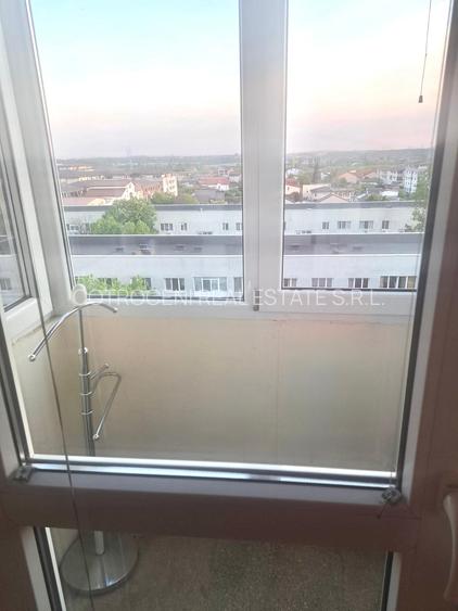 DE VÂNZARE! ✨Apartament renovat  2 camere - zona TITAN ✨ - 4