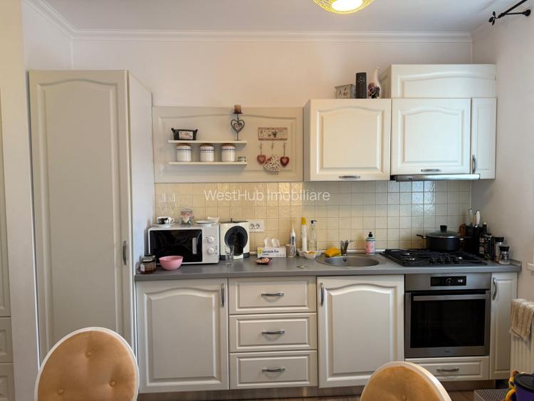 Apartament 2 camere, utilat si mobilat, 2 locuri de parcare - Hotel IQ Comision0 - 4