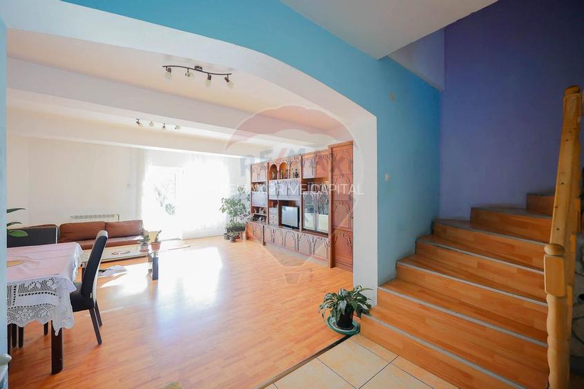 Duplex cu 5 camere și 506 mp teren de vânzare, str. Nufărului - 12