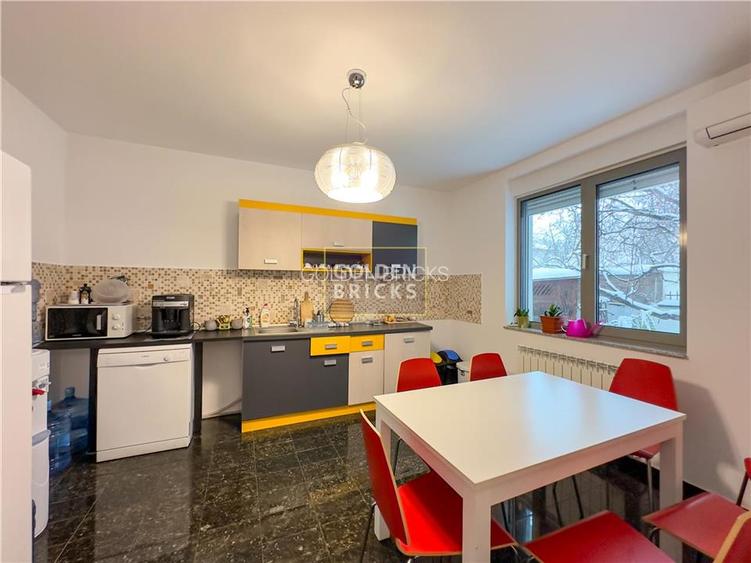 Aviatiei | N. Caramfil | Vila individuala | 8 Camere | Parcare - 47