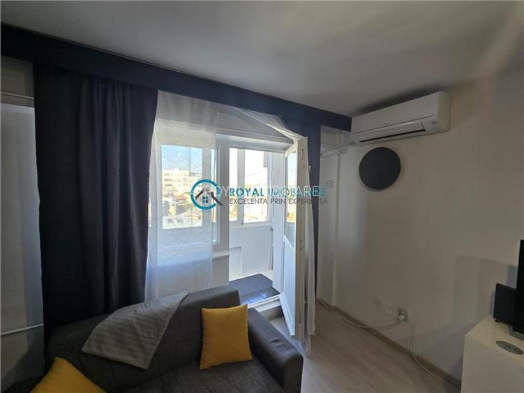 Royal Imobiliare - Vanzare apartament 2 camere in zona Ultracentral - 3