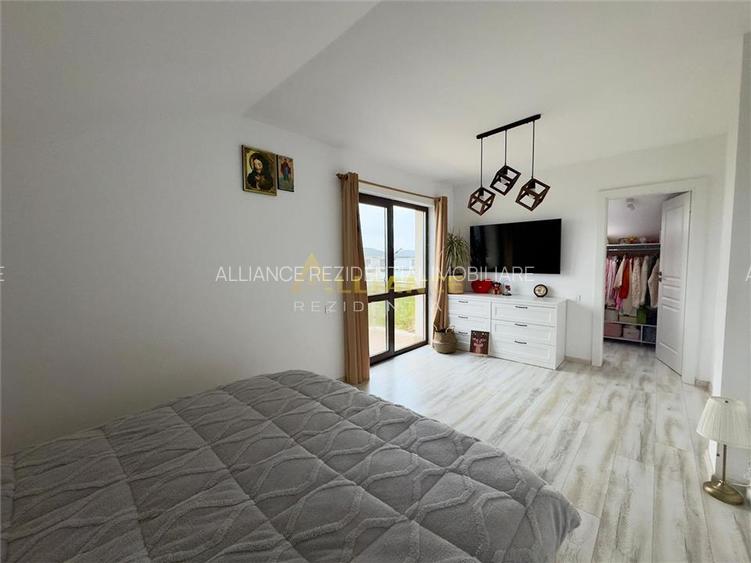 Casa Individuala - 5 camere - 3 bai - 403mp teren - 18